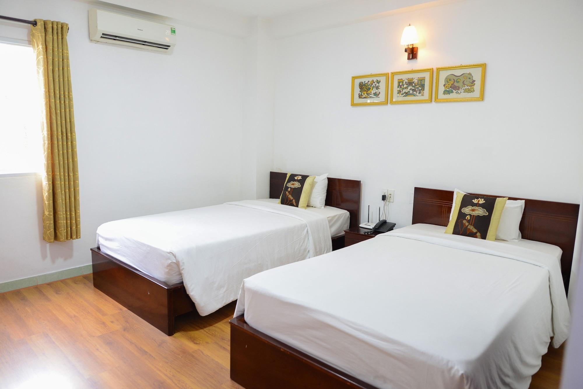 Tn Khách sạn