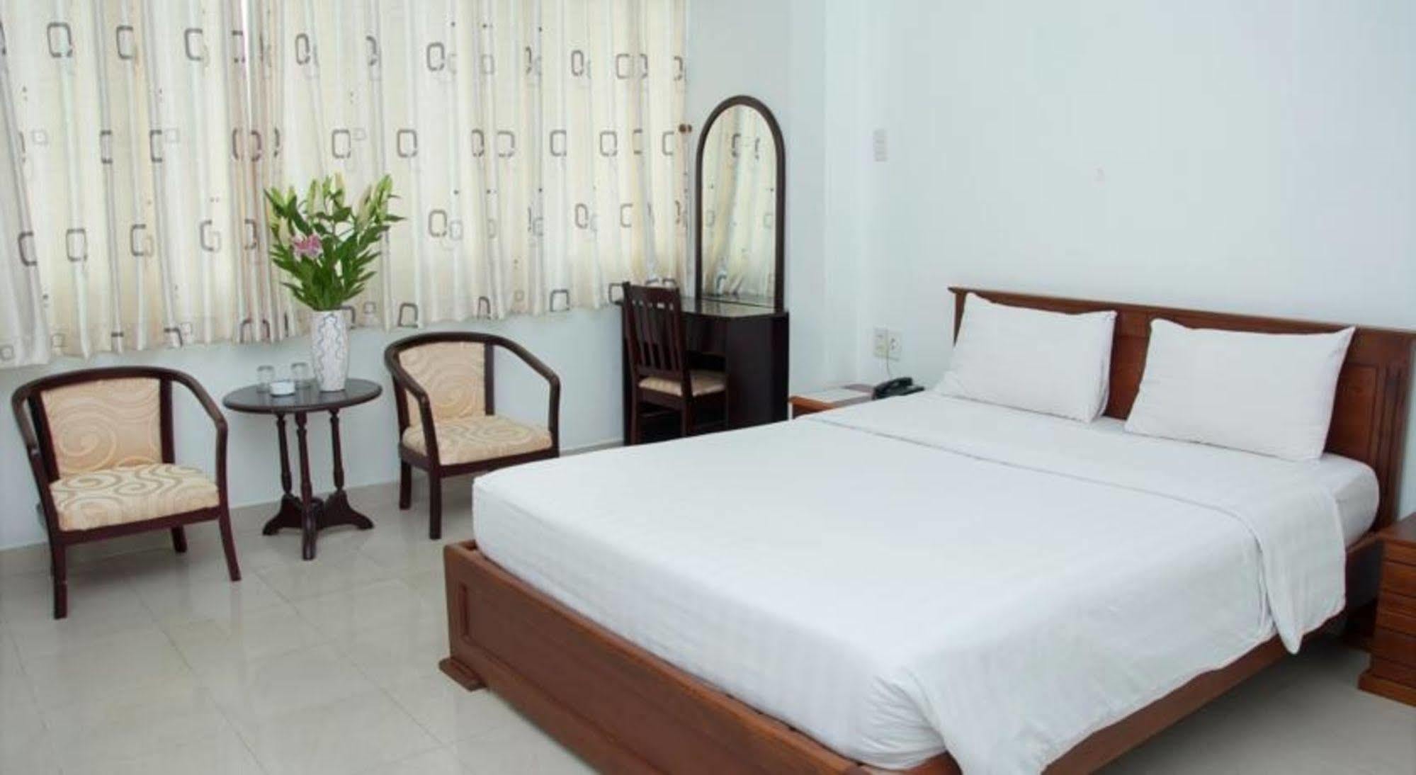 Khách sạn Tn 2*